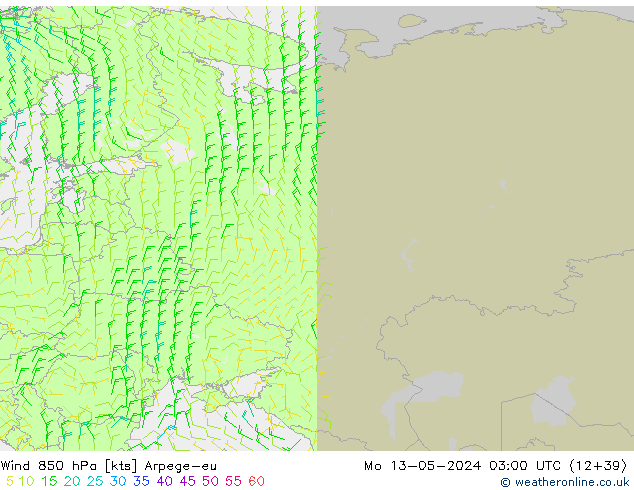 wiatr 850 hPa Arpege-eu pon. 13.05.2024 03 UTC