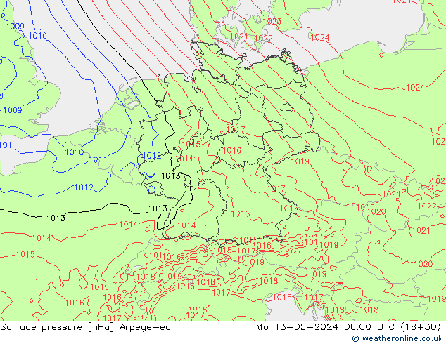 приземное давление Arpege-eu пн 13.05.2024 00 UTC