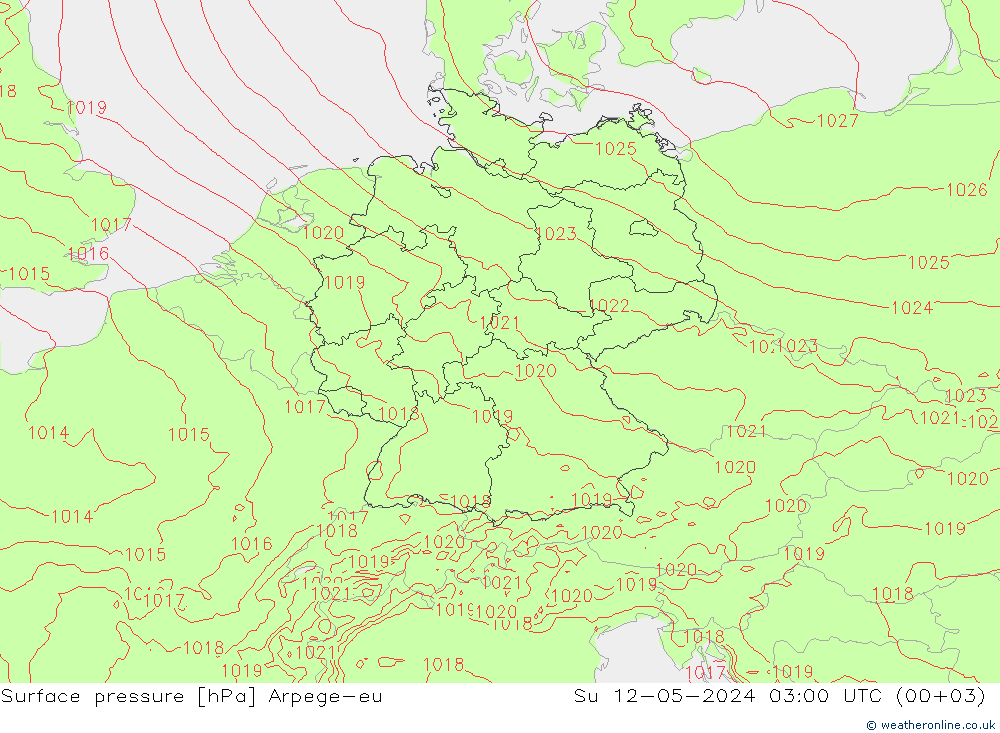 Atmosférický tlak Arpege-eu Ne 12.05.2024 03 UTC