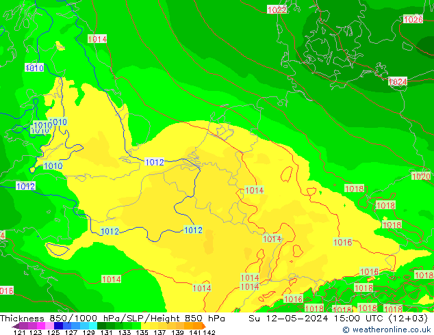 Espesor 850-1000 hPa Arpege-eu dom 12.05.2024 15 UTC