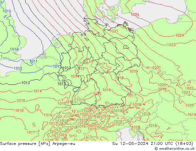 Pressione al suolo Arpege-eu dom 12.05.2024 21 UTC