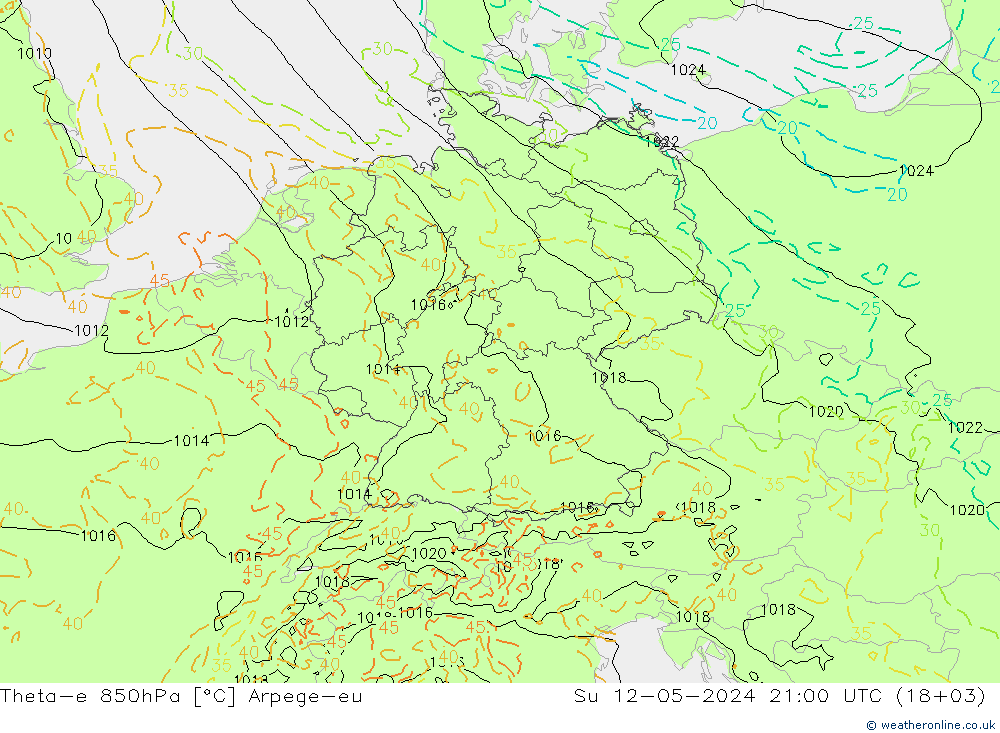Theta-e 850hPa Arpege-eu So 12.05.2024 21 UTC