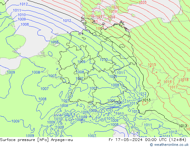 Pressione al suolo Arpege-eu ven 17.05.2024 00 UTC