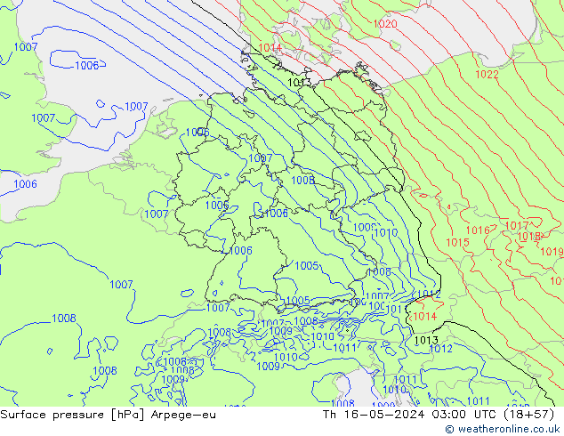 Atmosférický tlak Arpege-eu Čt 16.05.2024 03 UTC