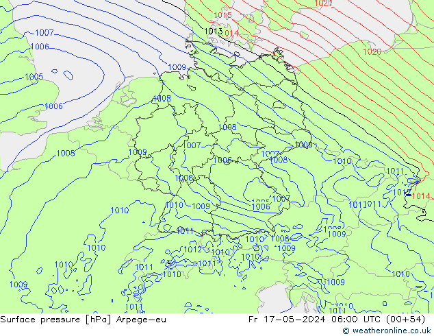 Atmosférický tlak Arpege-eu Pá 17.05.2024 06 UTC