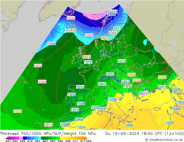 Thck 700-1000 hPa Arpege-eu Dom 19.05.2024 18 UTC