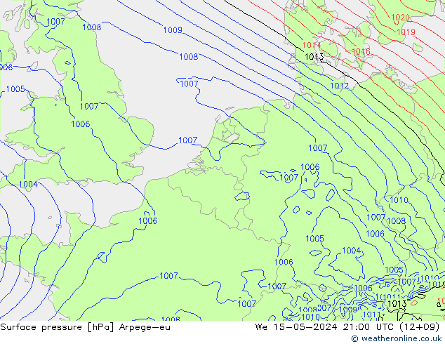 Pressione al suolo Arpege-eu mer 15.05.2024 21 UTC