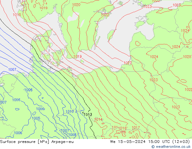 Atmosférický tlak Arpege-eu St 15.05.2024 15 UTC