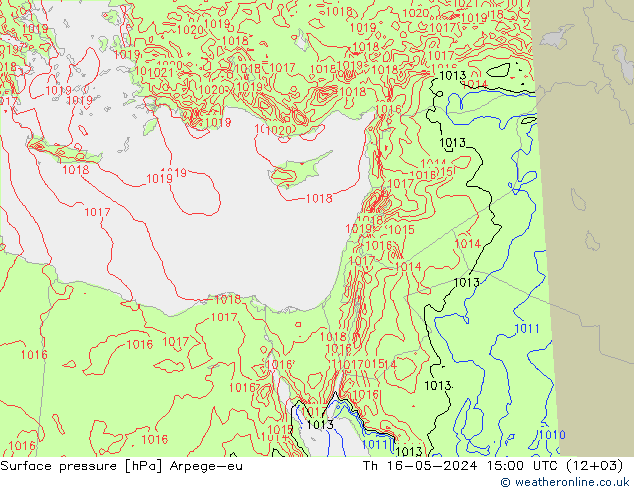 Atmosférický tlak Arpege-eu Čt 16.05.2024 15 UTC