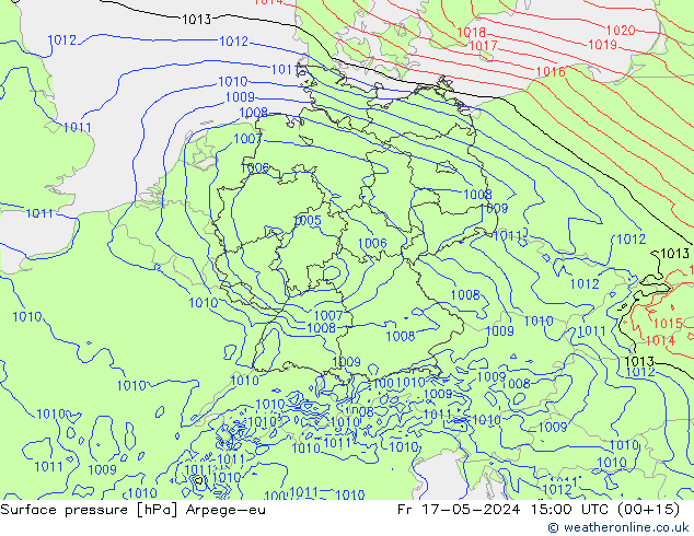 приземное давление Arpege-eu пт 17.05.2024 15 UTC