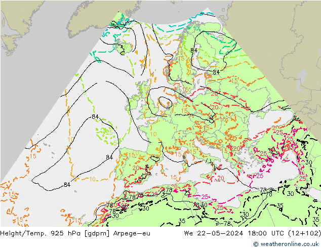 Hoogte/Temp. 925 hPa Arpege-eu wo 22.05.2024 18 UTC