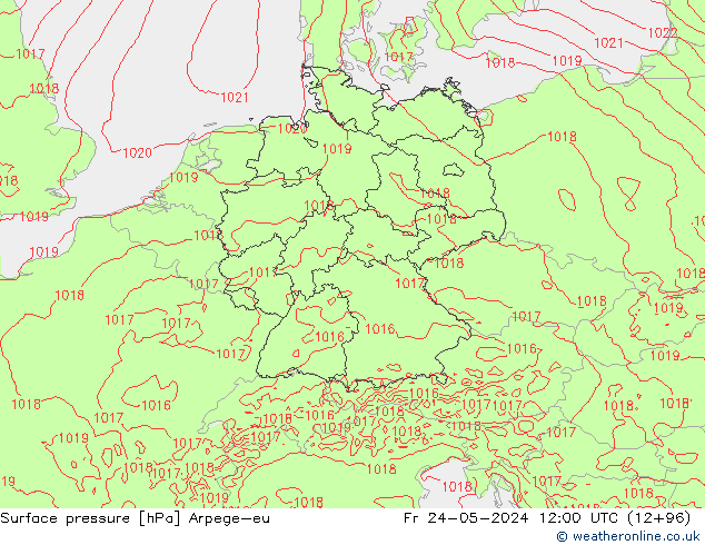 Pressione al suolo Arpege-eu ven 24.05.2024 12 UTC