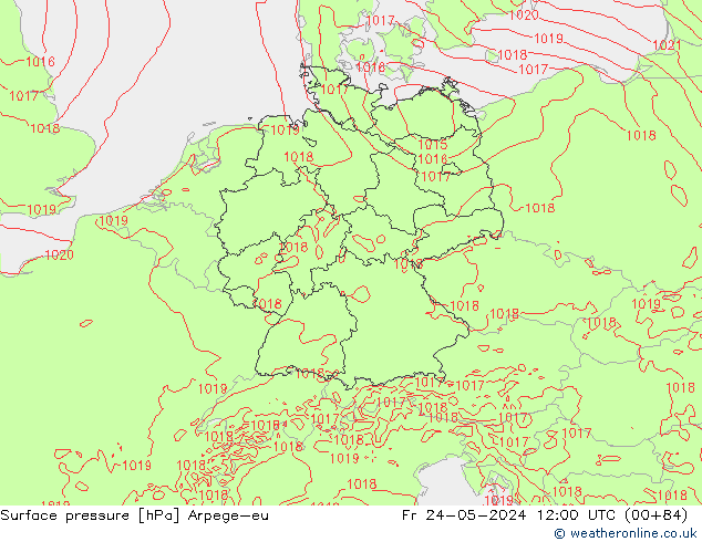 Pressione al suolo Arpege-eu ven 24.05.2024 12 UTC