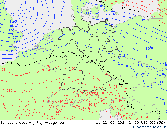 Atmosférický tlak Arpege-eu St 22.05.2024 21 UTC