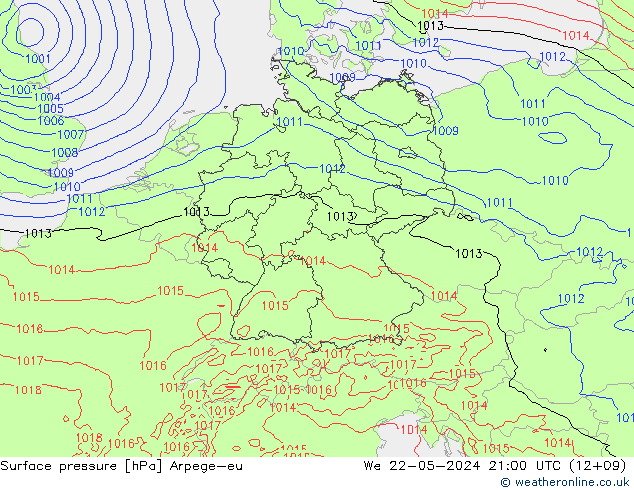 Atmosférický tlak Arpege-eu St 22.05.2024 21 UTC