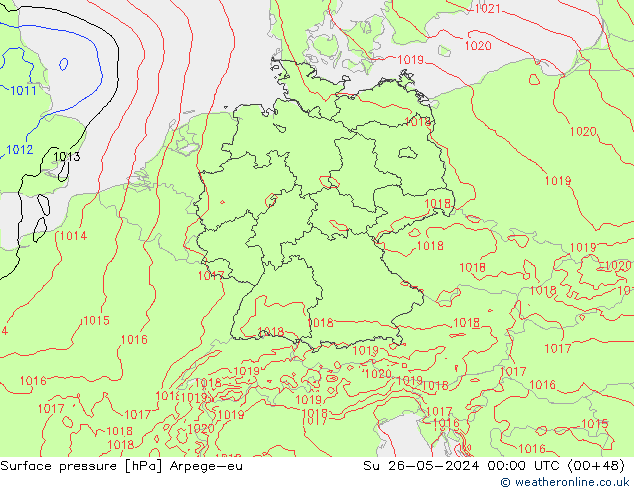 Pressione al suolo Arpege-eu dom 26.05.2024 00 UTC