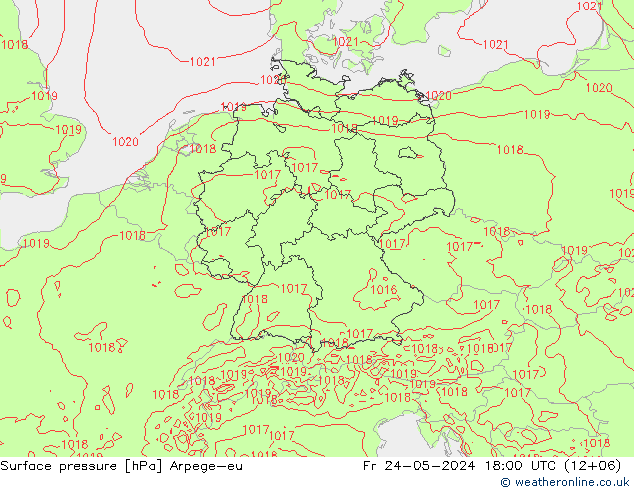 Pressione al suolo Arpege-eu ven 24.05.2024 18 UTC