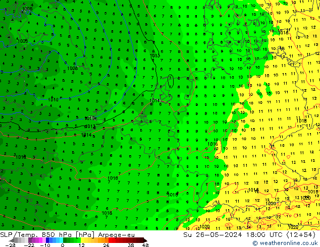 SLP/Temp. 850 hPa Arpege-eu Dom 26.05.2024 18 UTC