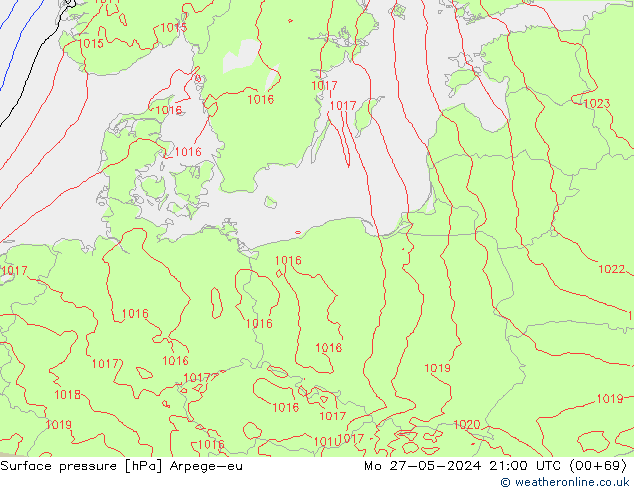 Atmosférický tlak Arpege-eu Po 27.05.2024 21 UTC