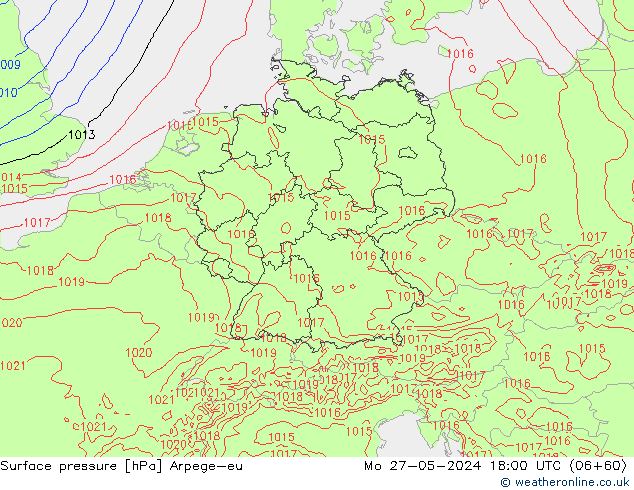 Atmosférický tlak Arpege-eu Po 27.05.2024 18 UTC