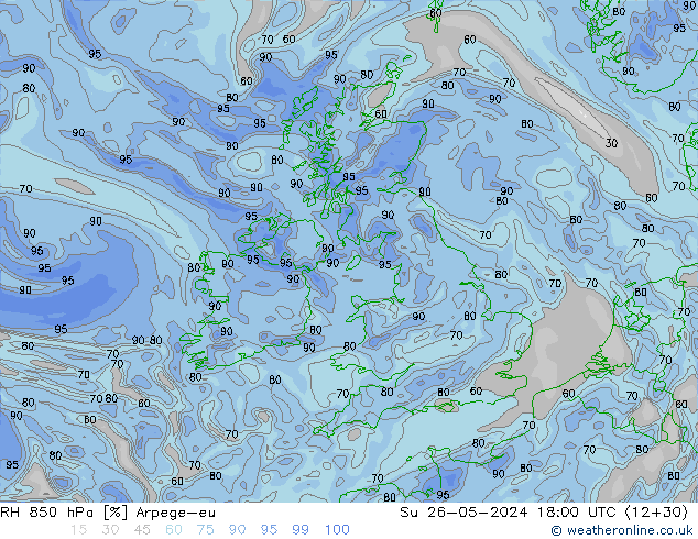 Humedad rel. 850hPa Arpege-eu dom 26.05.2024 18 UTC