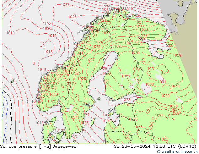 Pressione al suolo Arpege-eu dom 26.05.2024 12 UTC