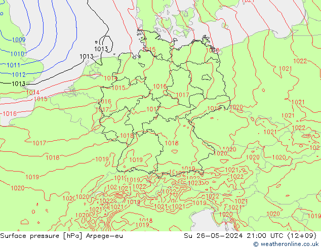 Surface pressure Arpege-eu Su 26.05.2024 21 UTC