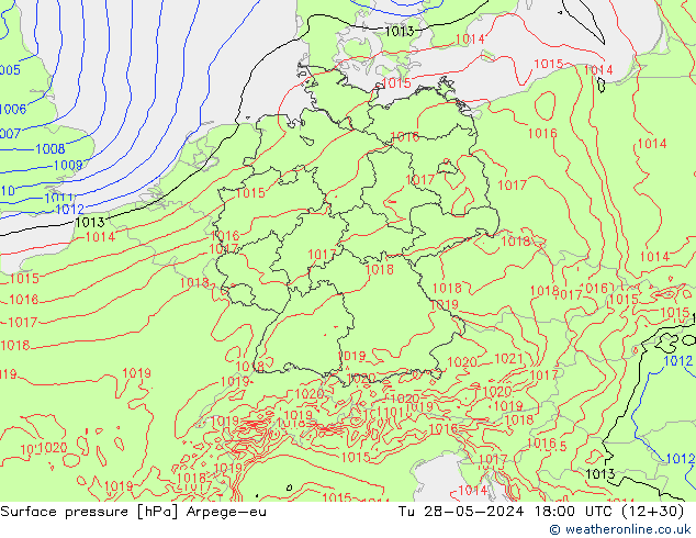 Atmosférický tlak Arpege-eu Út 28.05.2024 18 UTC