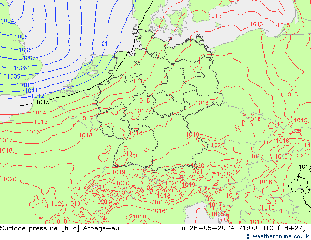 Atmosférický tlak Arpege-eu Út 28.05.2024 21 UTC