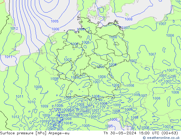Atmosférický tlak Arpege-eu Čt 30.05.2024 15 UTC