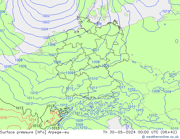 Atmosférický tlak Arpege-eu Čt 30.05.2024 00 UTC