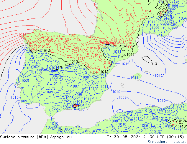 Presión superficial Arpege-eu jue 30.05.2024 21 UTC