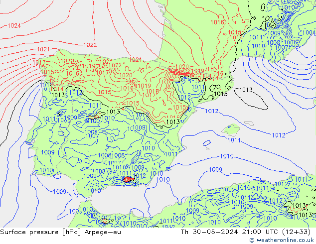 Pressione al suolo Arpege-eu gio 30.05.2024 21 UTC