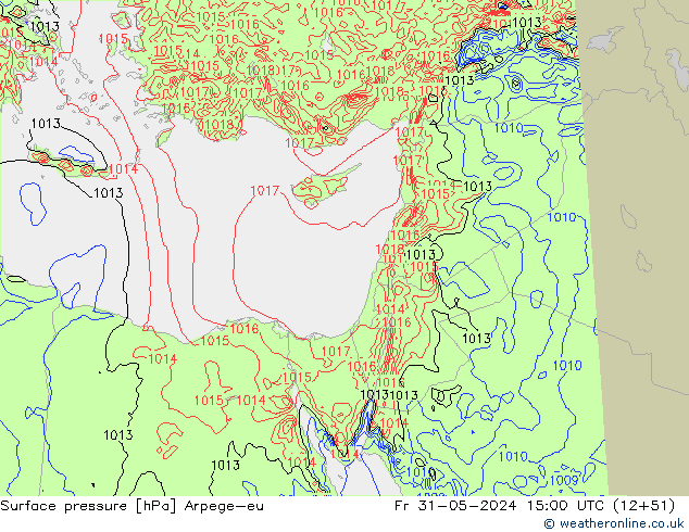 приземное давление Arpege-eu пт 31.05.2024 15 UTC