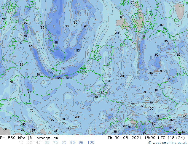 Humedad rel. 850hPa Arpege-eu jue 30.05.2024 18 UTC