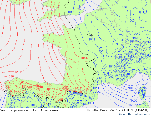 Atmosférický tlak Arpege-eu Čt 30.05.2024 18 UTC