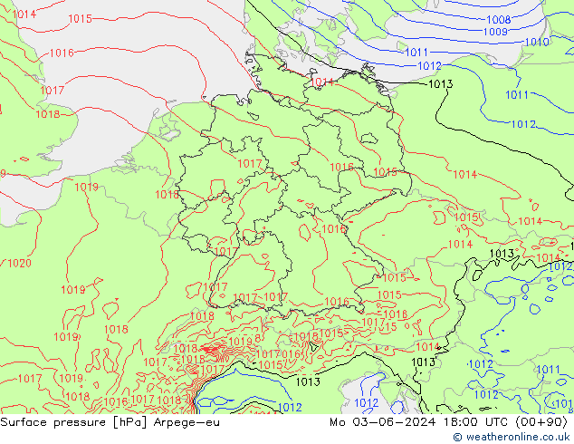 Atmosférický tlak Arpege-eu Po 03.06.2024 18 UTC