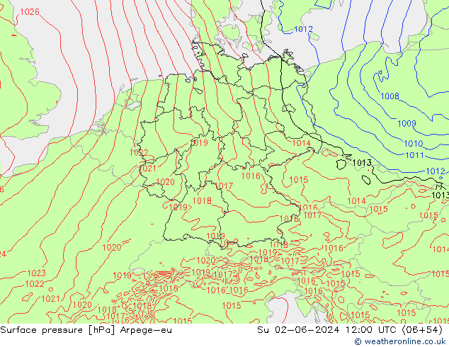 Pressione al suolo Arpege-eu dom 02.06.2024 12 UTC