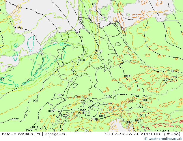 Theta-e 850hPa Arpege-eu Su 02.06.2024 21 UTC