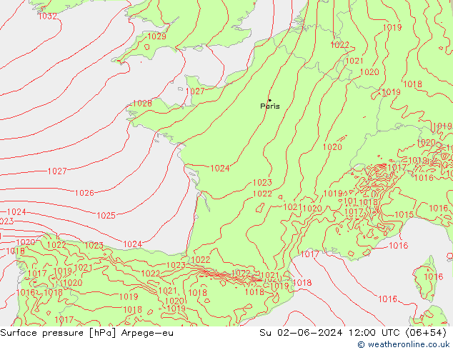 Pressione al suolo Arpege-eu dom 02.06.2024 12 UTC