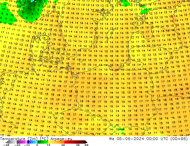 Sıcaklık Haritası (2m) Arpege-eu Çar 05.06.2024 00 UTC