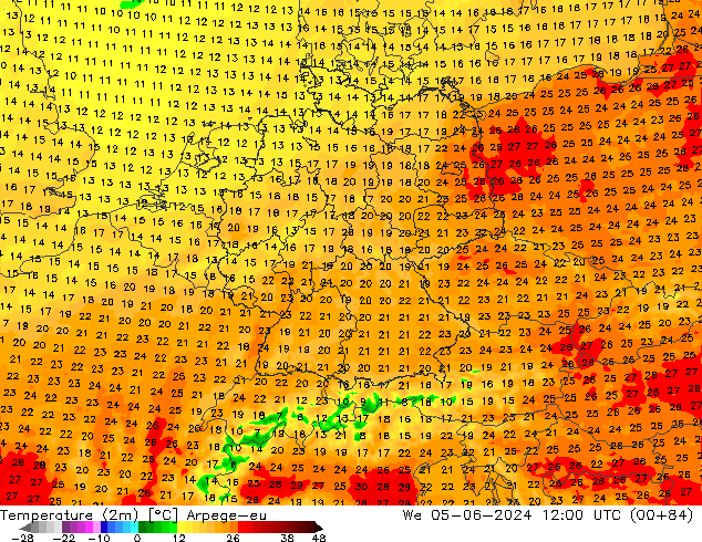 Sıcaklık Haritası (2m) Arpege-eu Çar 05.06.2024 12 UTC