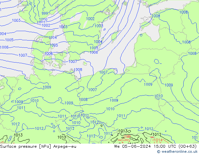 Atmosférický tlak Arpege-eu St 05.06.2024 15 UTC