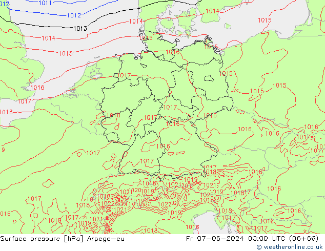 приземное давление Arpege-eu пт 07.06.2024 00 UTC