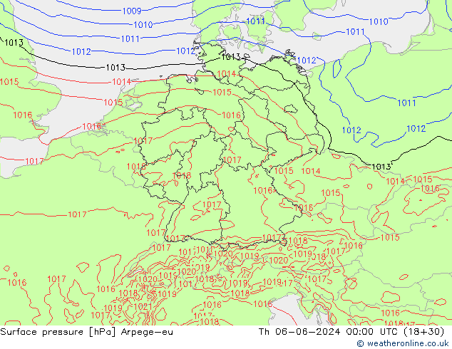 Presión superficial Arpege-eu jue 06.06.2024 00 UTC