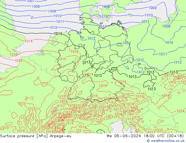 Atmosférický tlak Arpege-eu St 05.06.2024 18 UTC