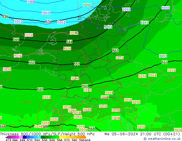 500-1000 hPa Kalınlığı Arpege-eu Çar 05.06.2024 21 UTC