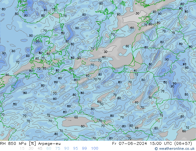 RH 850 hPa Arpege-eu Sex 07.06.2024 15 UTC