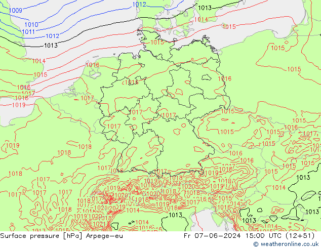 Pressione al suolo Arpege-eu ven 07.06.2024 15 UTC