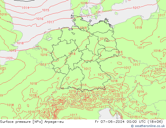 地面气压 Arpege-eu 星期五 07.06.2024 00 UTC